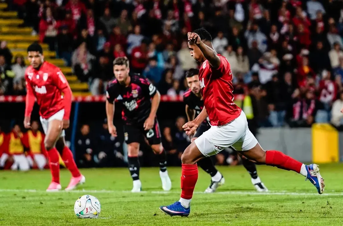 Fernando: "Sair de cabeça erguida"